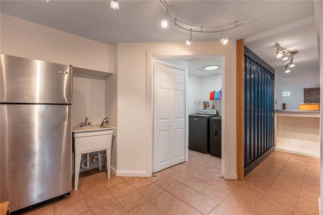 2735 Lower Bellbrook Road, Sugarcreek Twp, OH 45370