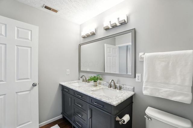 6001 Canyon Creek Drive, 303, Dublin, OH 43016
