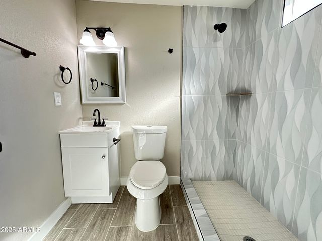 2315 E NANCY Lane, Phoenix, AZ 85042