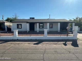 2315 E NANCY Lane, Phoenix, AZ 85042