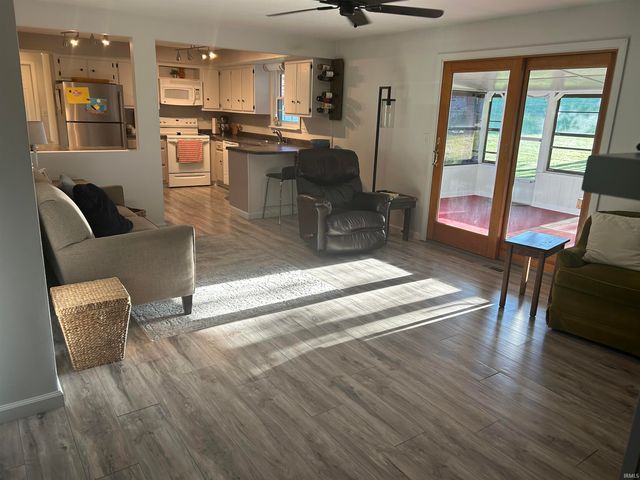 1105 Redding Lane, Angola, IN 46703