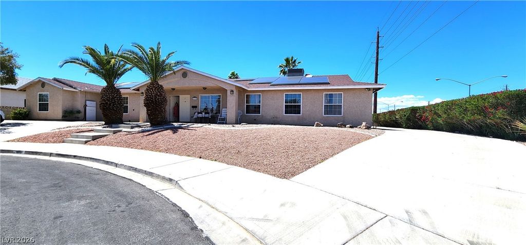 4119 Meadowglen Circle, Las Vegas, NV 89121 — photo 5