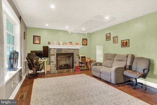 148 EDWARD DR, Millersburg, PA 17061