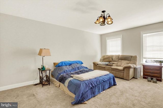 148 EDWARD DR, Millersburg, PA 17061