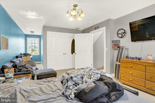 148 EDWARD DR, Millersburg, PA 17061