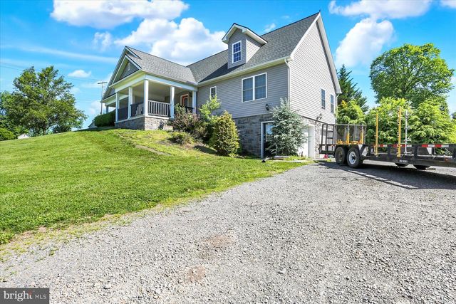 148 EDWARD DR, Millersburg, PA 17061