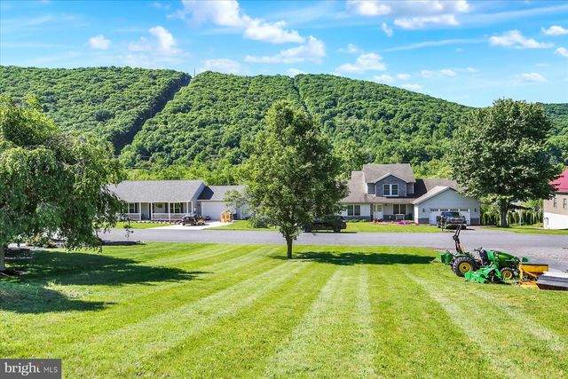 148 EDWARD DR, Millersburg, PA 17061