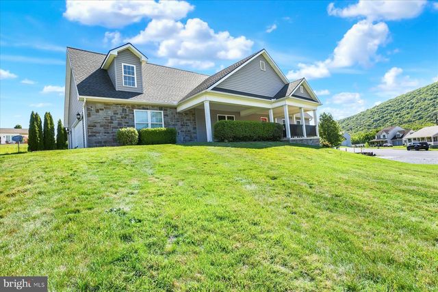 148 EDWARD DR, Millersburg, PA 17061