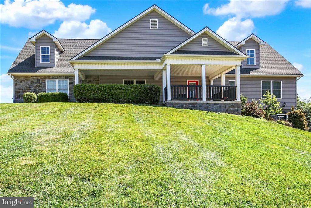 148 EDWARD DR, Millersburg, PA 17061