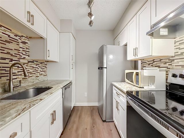 305 WYMORE ROAD 205, Altamonte Springs, FL 32714