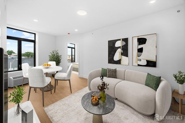 50 Easton Avenue 201, New Brunswick, NJ 08901