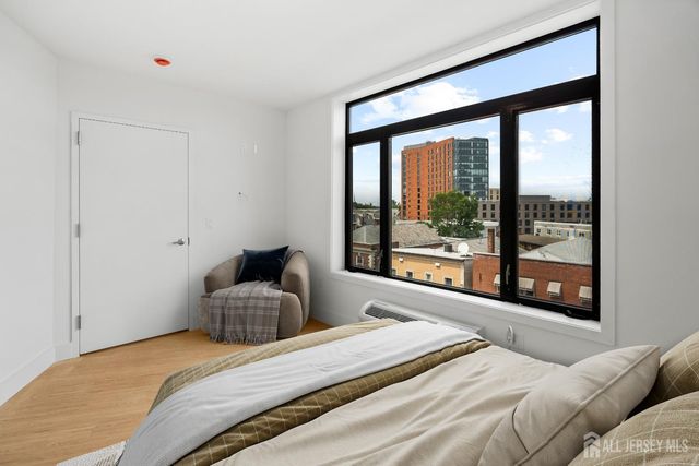 50 Easton Avenue 201, New Brunswick, NJ 08901