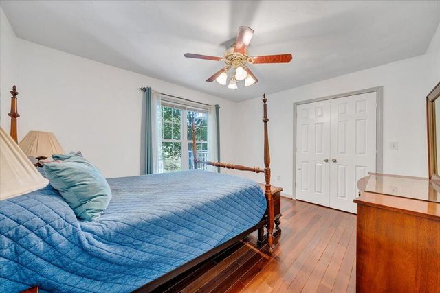 106 Diamond RD, Salem, VA 24153