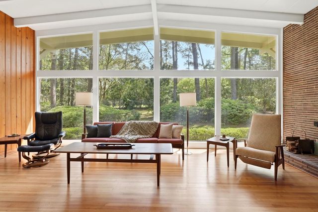 810 Middlebrooks Circle, Tallahassee, FL 32312