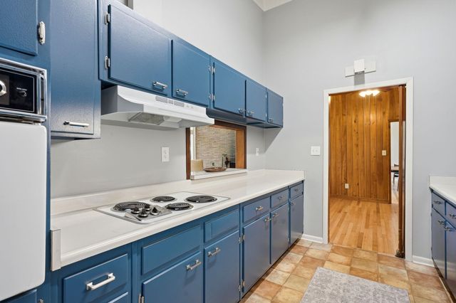 810 Middlebrooks Circle, Tallahassee, FL 32312