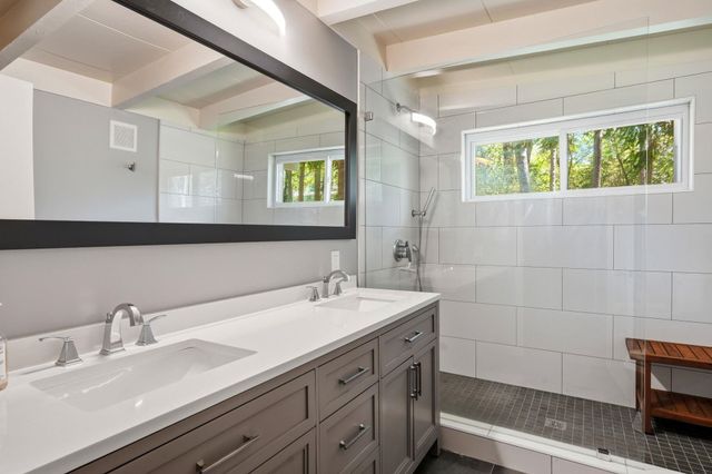 810 Middlebrooks Circle, Tallahassee, FL 32312