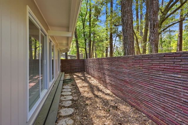 810 Middlebrooks Circle, Tallahassee, FL 32312