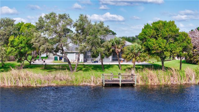 761 Holden Avenue, Sebastian, FL 32958