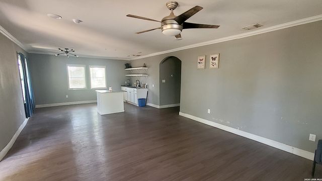 7402 Quintana, San Antonio, TX 78211