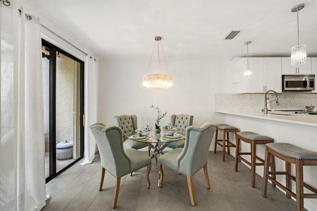 819 Windermere Way, Palm Beach Gardens, FL 33418