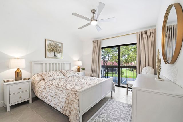 819 Windermere Way, Palm Beach Gardens, FL 33418