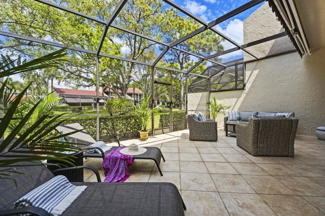 819 Windermere Way, Palm Beach Gardens, FL 33418