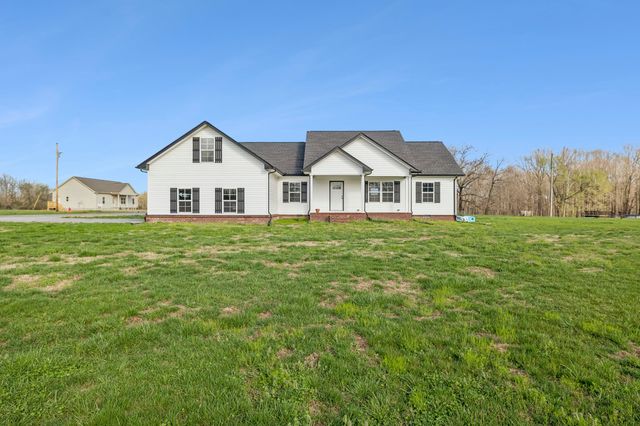 383 Old Coleytown Ln, Lafayette, TN 37083