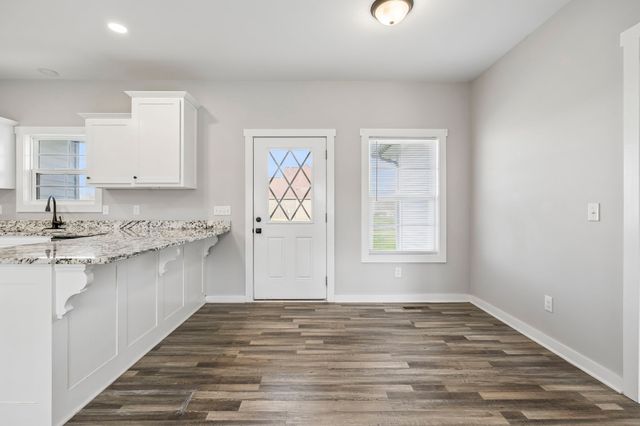 383 Old Coleytown Ln, Lafayette, TN 37083