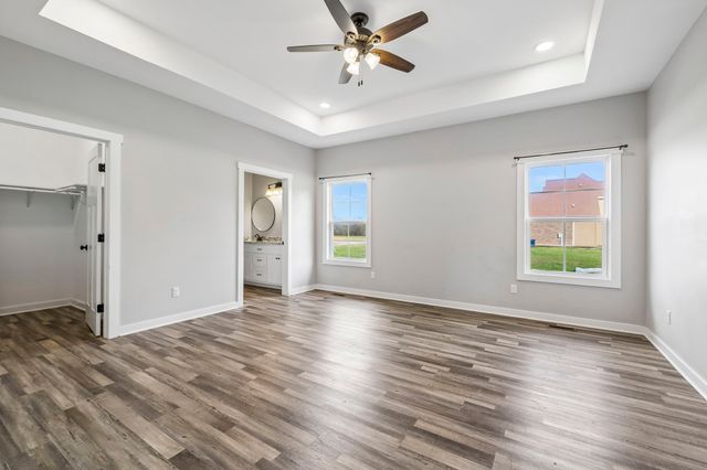 383 Old Coleytown Ln, Lafayette, TN 37083