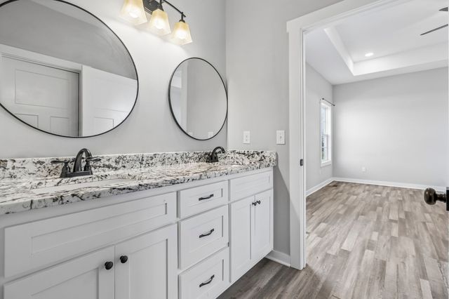 383 Old Coleytown Ln, Lafayette, TN 37083