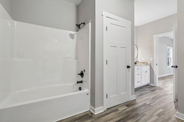 383 Old Coleytown Ln, Lafayette, TN 37083