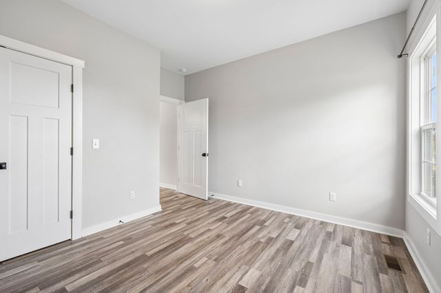 383 Old Coleytown Ln, Lafayette, TN 37083