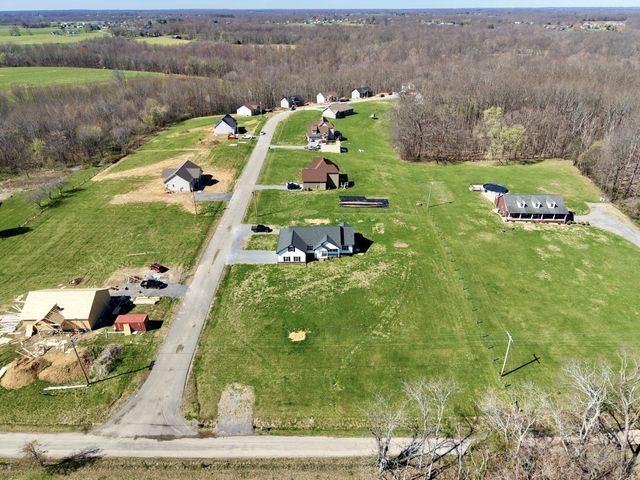 383 Old Coleytown Ln, Lafayette, TN 37083