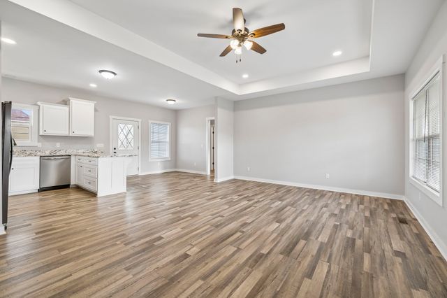 383 Old Coleytown Ln, Lafayette, TN 37083