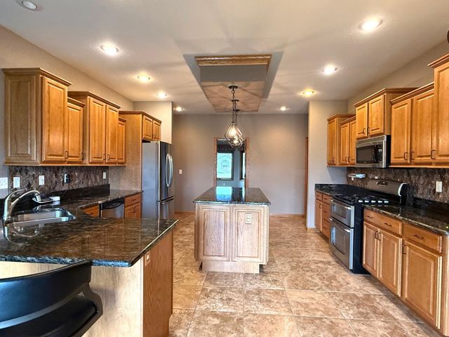 4767 Pine View Court, Bay City, MI 48706