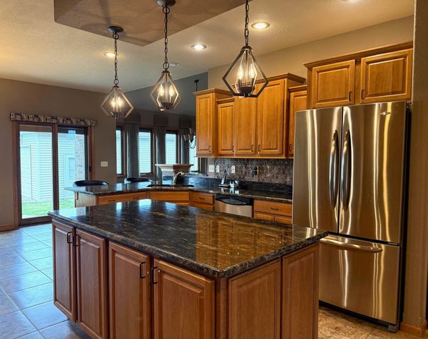 4767 Pine View Court, Bay City, MI 48706