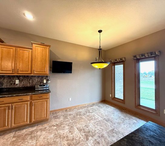 4767 Pine View Court, Bay City, MI 48706