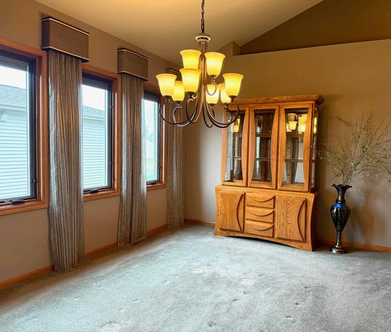 4767 Pine View Court, Bay City, MI 48706