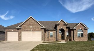 4767 Pine View Court, Bay City, MI 48706