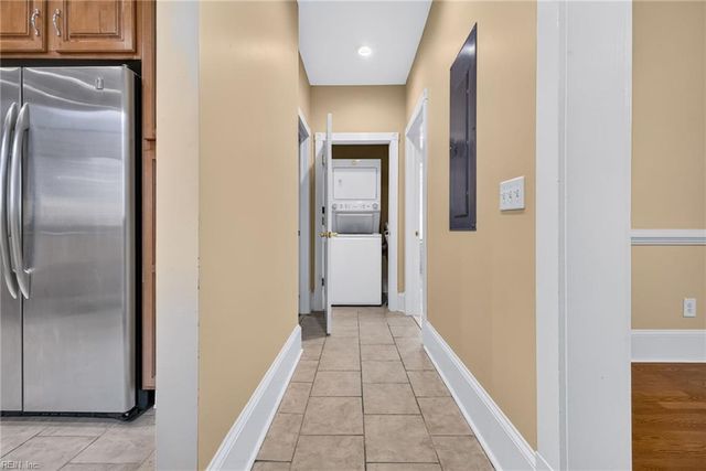 736 W Princess Anne Rd Unit 402, Norfolk, VA 23517