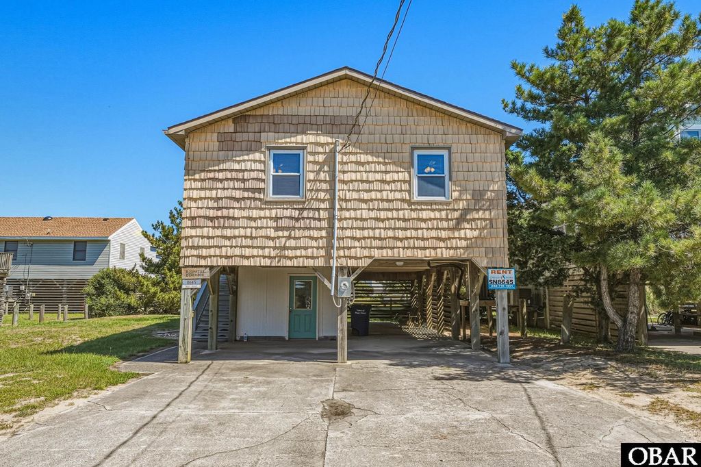 Image 1 of property listing at 8645 W Inlet Court, Nags Head, NC 27959