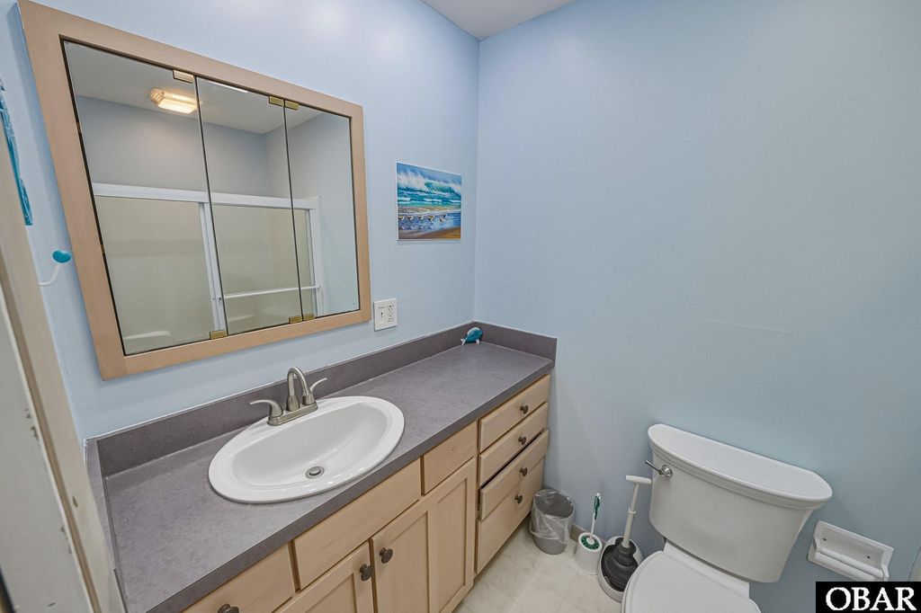 Image 19 of property listing at 8645 W Inlet Court, Nags Head, NC 27959