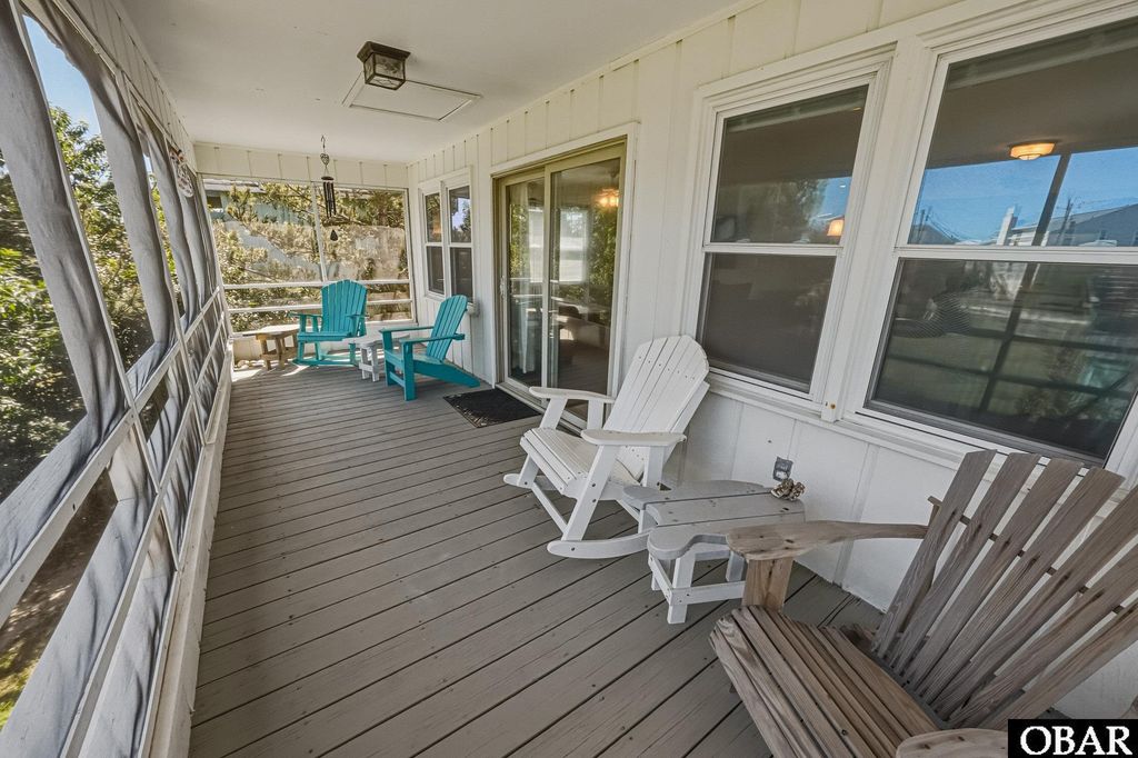 Image 4 of property listing at 8645 W Inlet Court, Nags Head, NC 27959