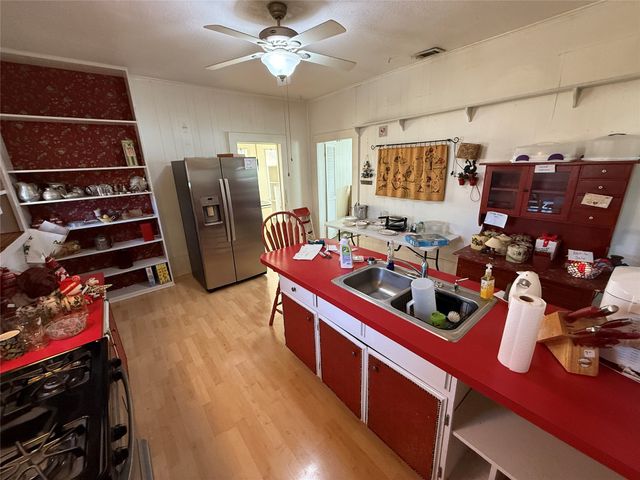 507 S Jackson Street, Kaufman, TX 75142