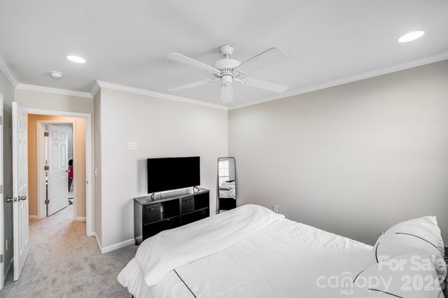 2709 Grain Mill Lane, Charlotte, NC 28214