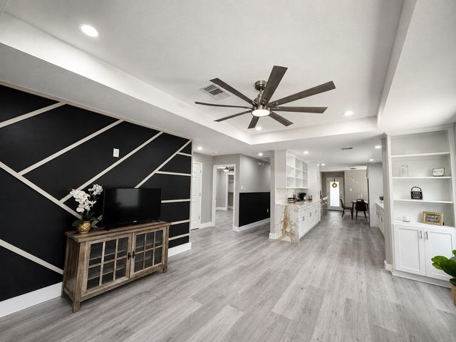 7024 Gonzales Street, Houston, TX 77020
