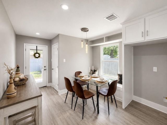 7024 Gonzales Street, Houston, TX 77020