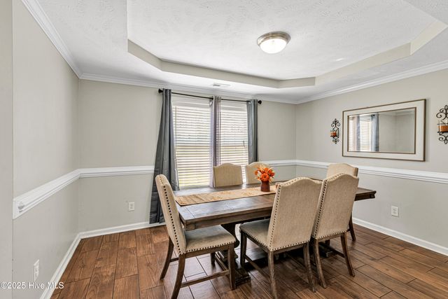 302 Honey Court W, Jacksonville, NC 28540