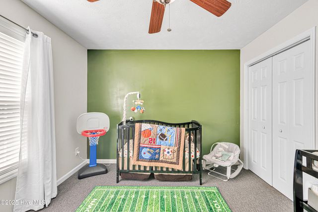 302 Honey Court W, Jacksonville, NC 28540