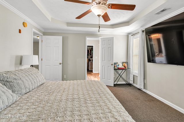 302 Honey Court W, Jacksonville, NC 28540